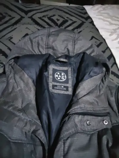 Chaqueta con capucha Maui - miniatura 1