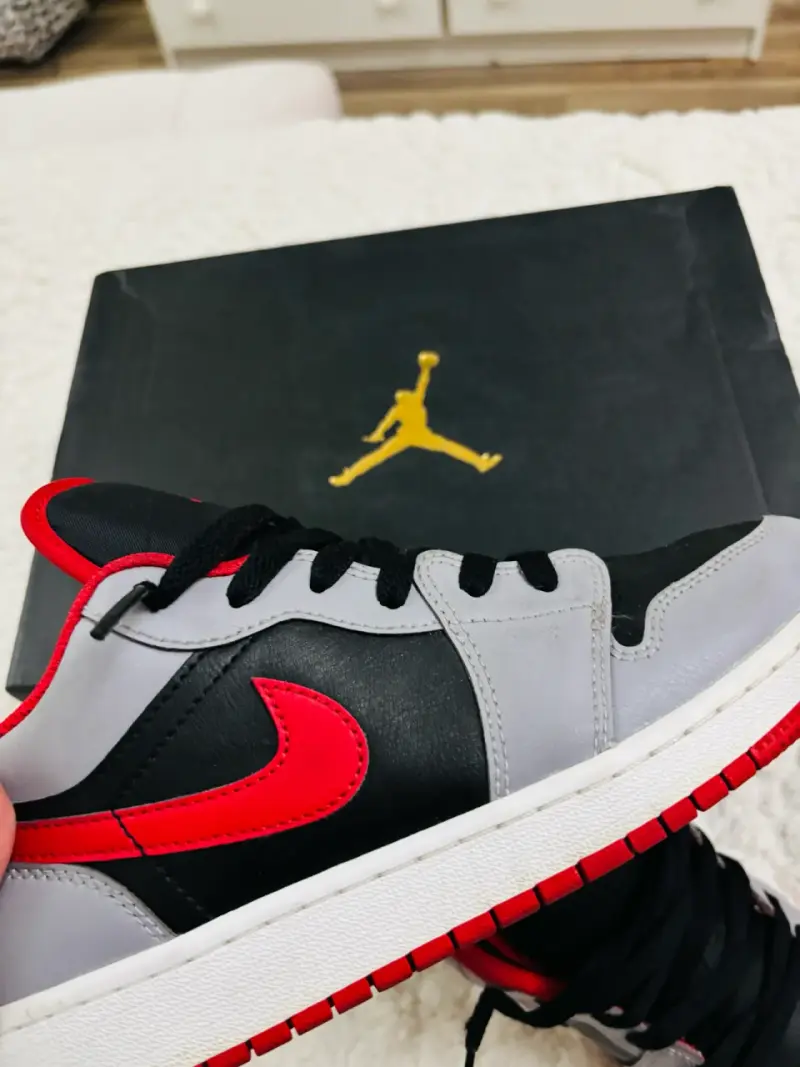 Zapatillas Jordan retro 1 talla 38 - 3