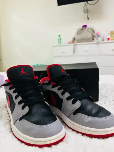 Zapatillas Jordan retro 1 talla 38 - miniatura 4
