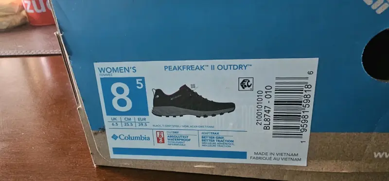Zapatillas Columbia negras y rosas - 3