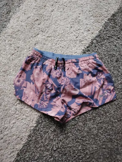 Shorts de mujer estampados - miniatura 1