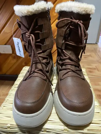 Zapatillas y botas - miniatura 5