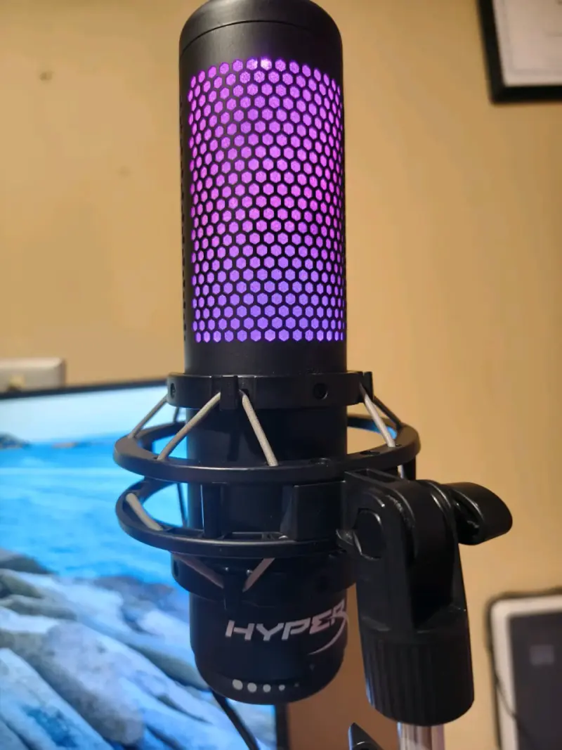 Micrófono con luz LED RGB - 2