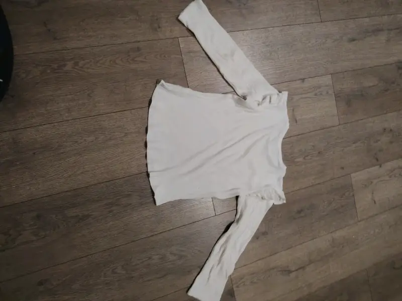 Polera blanca manga larga - 2