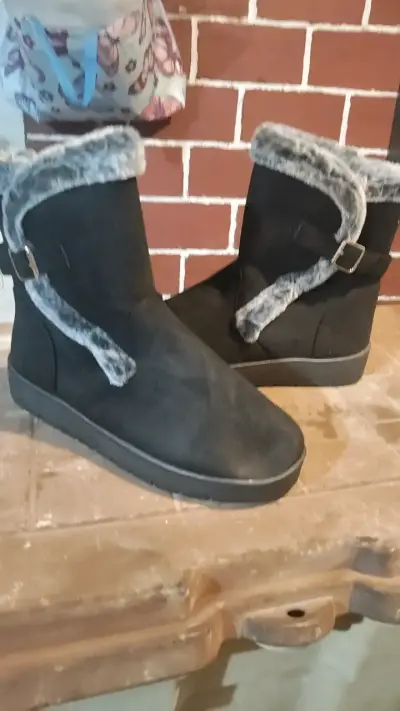 Botas negras forradas de invierno - miniatura 1