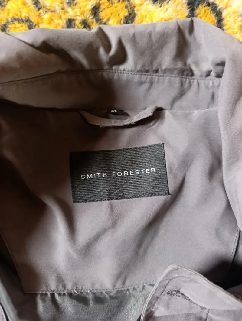 Chaqueta gris estilo casual - 2