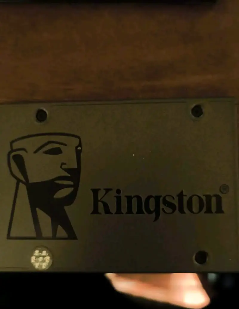 Disco SSD Kingston 240GB - 1