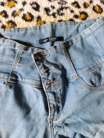 Jeans azul celeste mujer - miniatura 2