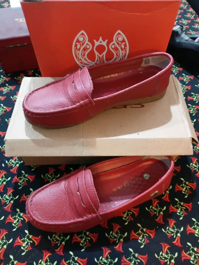 Mocasines rojos de cuero - 2