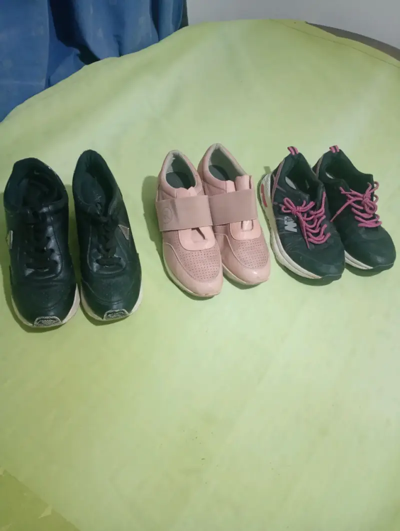 Lote de zapatillas diversas