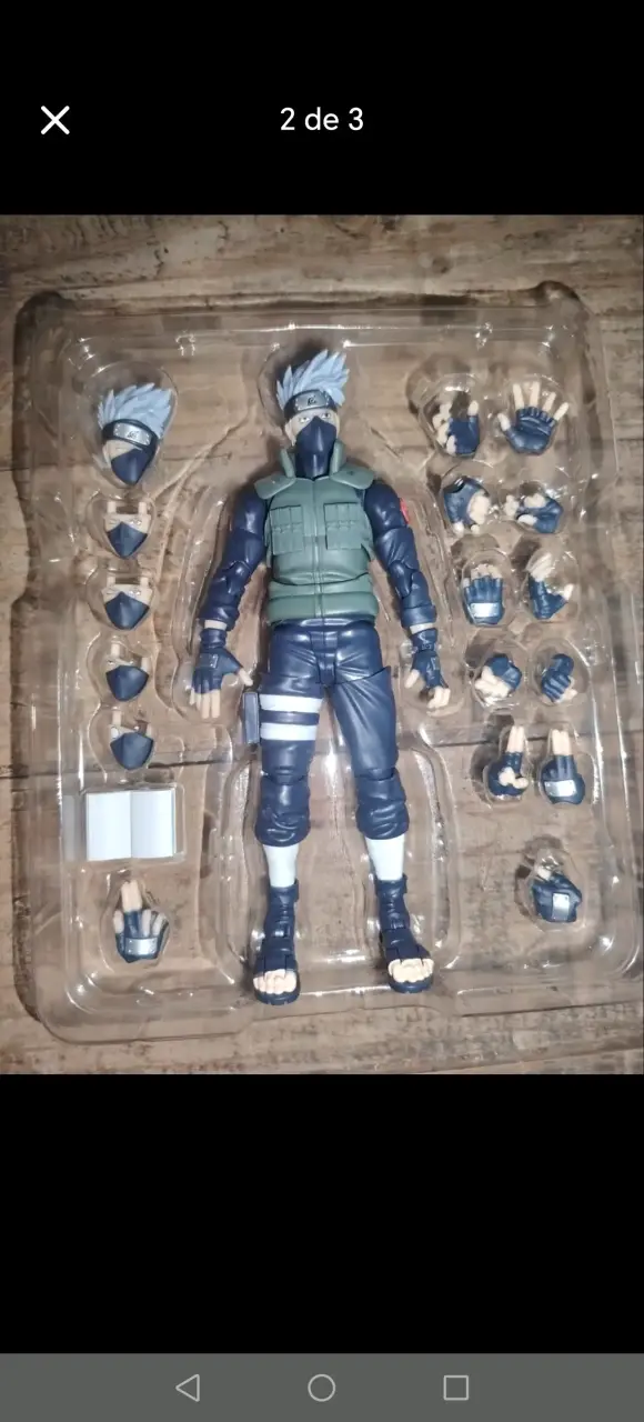 Figura articulada de acción con accesorios - 2