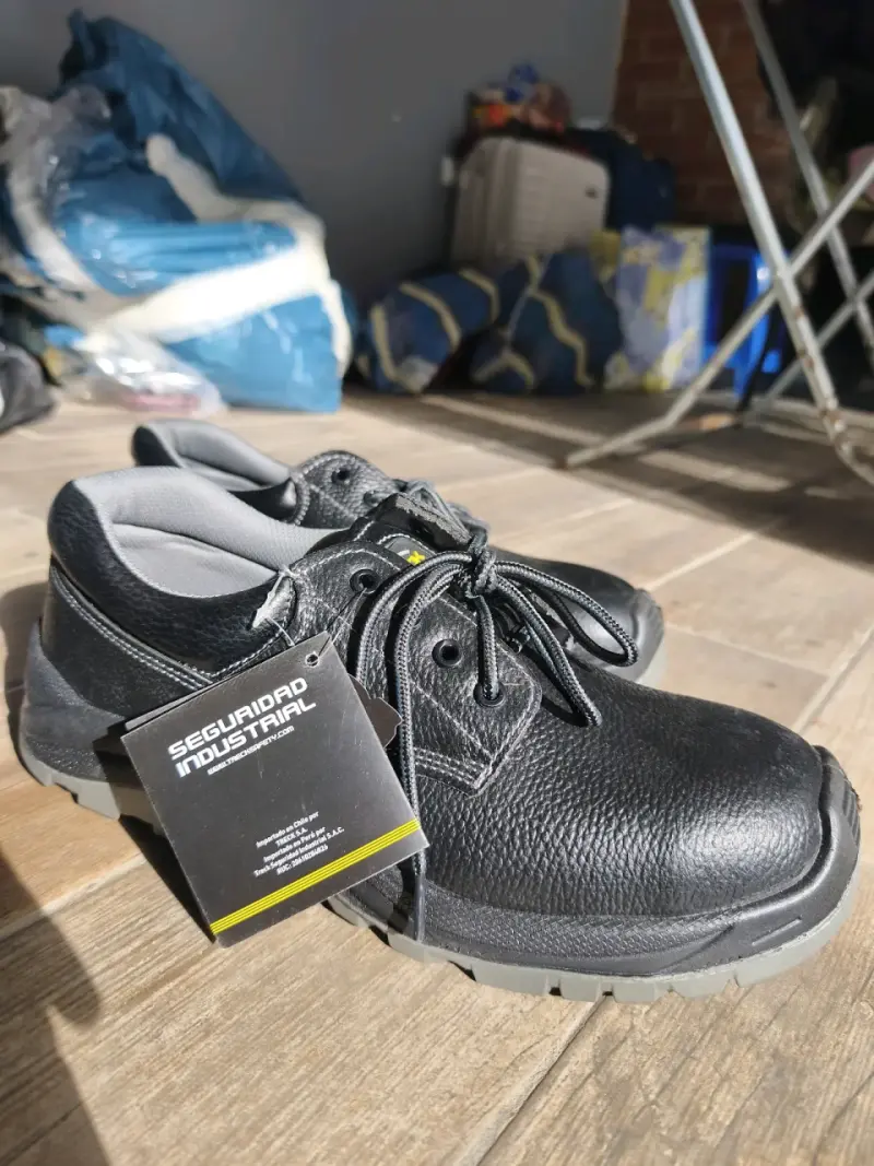Zapatos de seguridad industrial negros