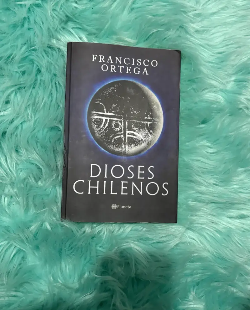 Libro Dioses Chilenos