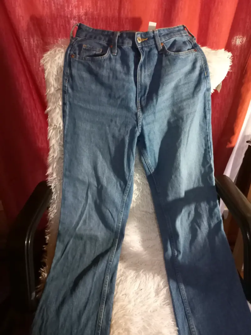Jeans H&M talla 36. - 1