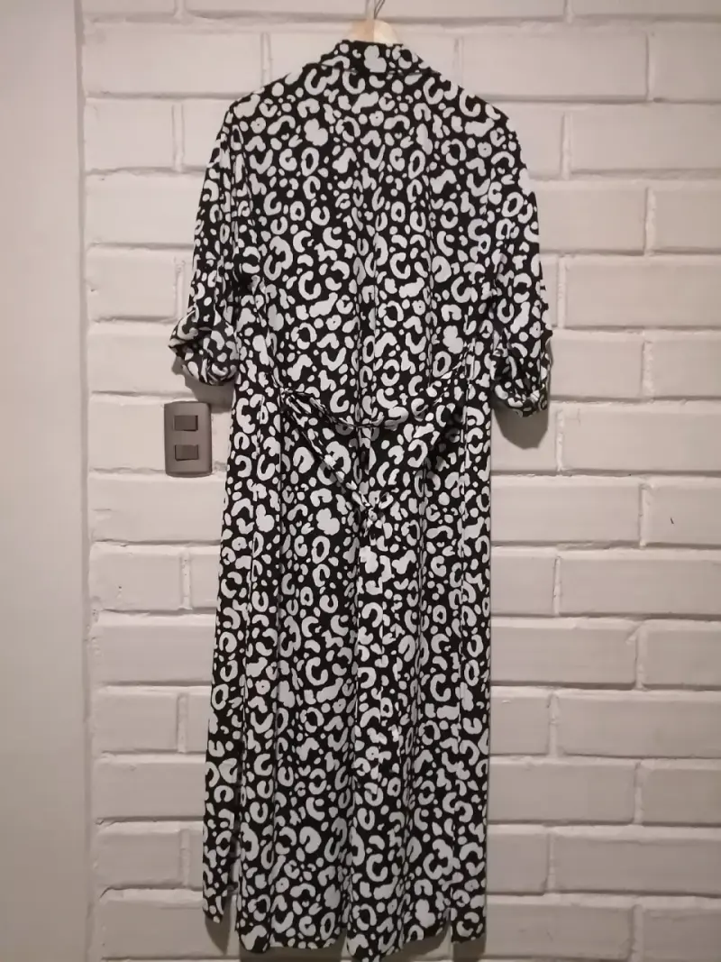 Vestido camisa estampado blanco y negro - 2