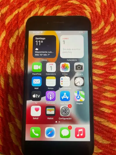 iPhone 7 en buen estado 86% batería - miniatura 2