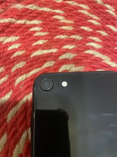 iPhone 7 en buen estado 86% batería - miniatura 4