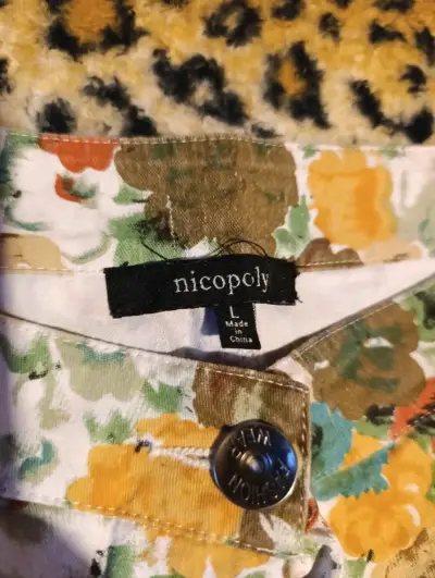 Shorts florales mujer - miniatura 2