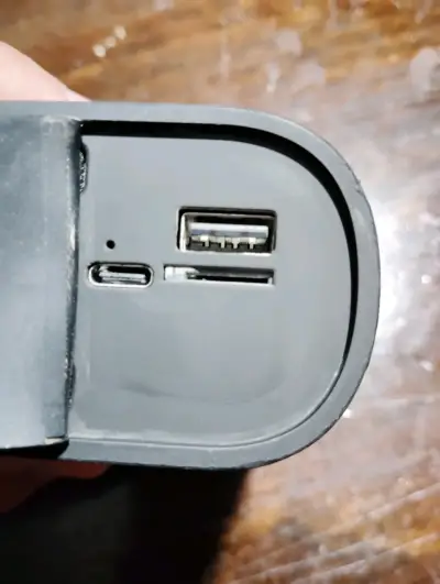Parlante portátil JBL negro - miniatura 3