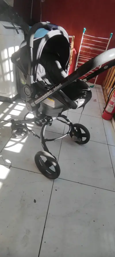 Coche para bebé Infanti negro - miniatura 2