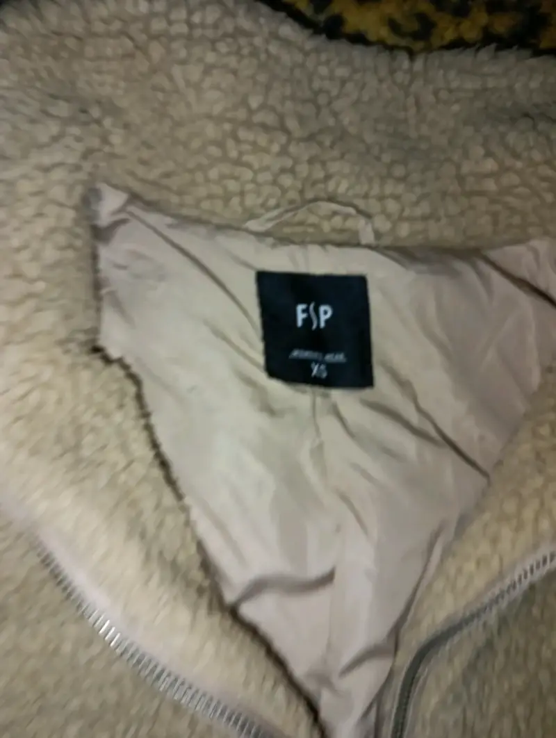 Chaqueta de lana beige - 2