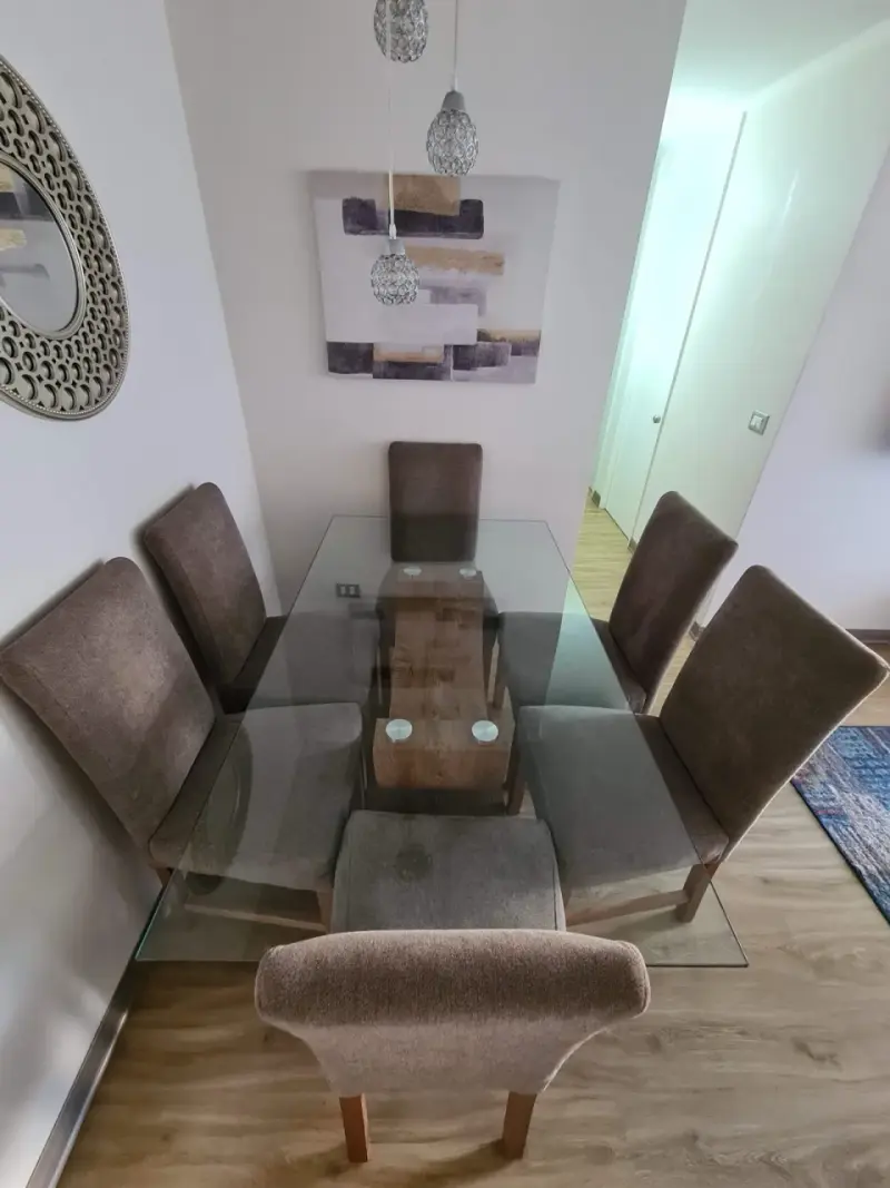Comedor con 6 sillas madera y vidrio - 5