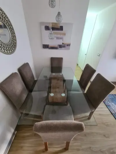 Comedor con 6 sillas madera y vidrio - miniatura 5