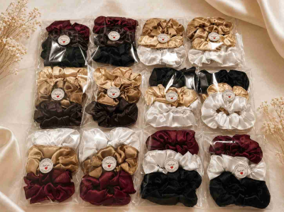 Set de scrunchies de satin - miniatura 4
