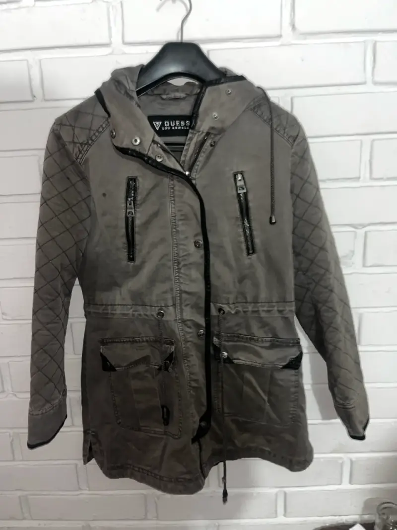 Parka Guess con capucha - 1