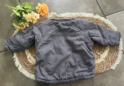 Chaqueta gris bebé 4-6 meses - miniatura 3