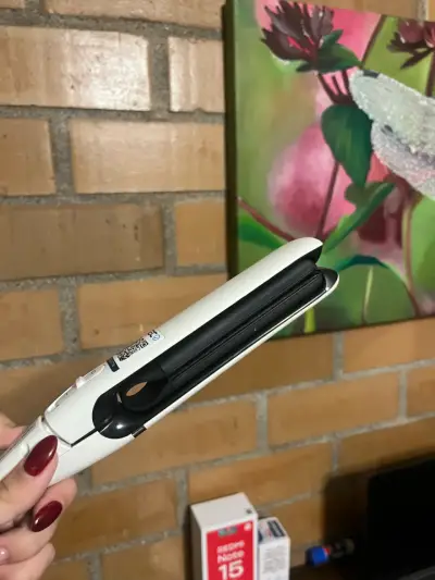 Plancha de pelo Remington blanca - miniatura 1
