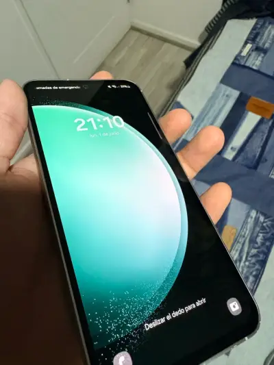 Samsung s23 FE verde claro - miniatura 2