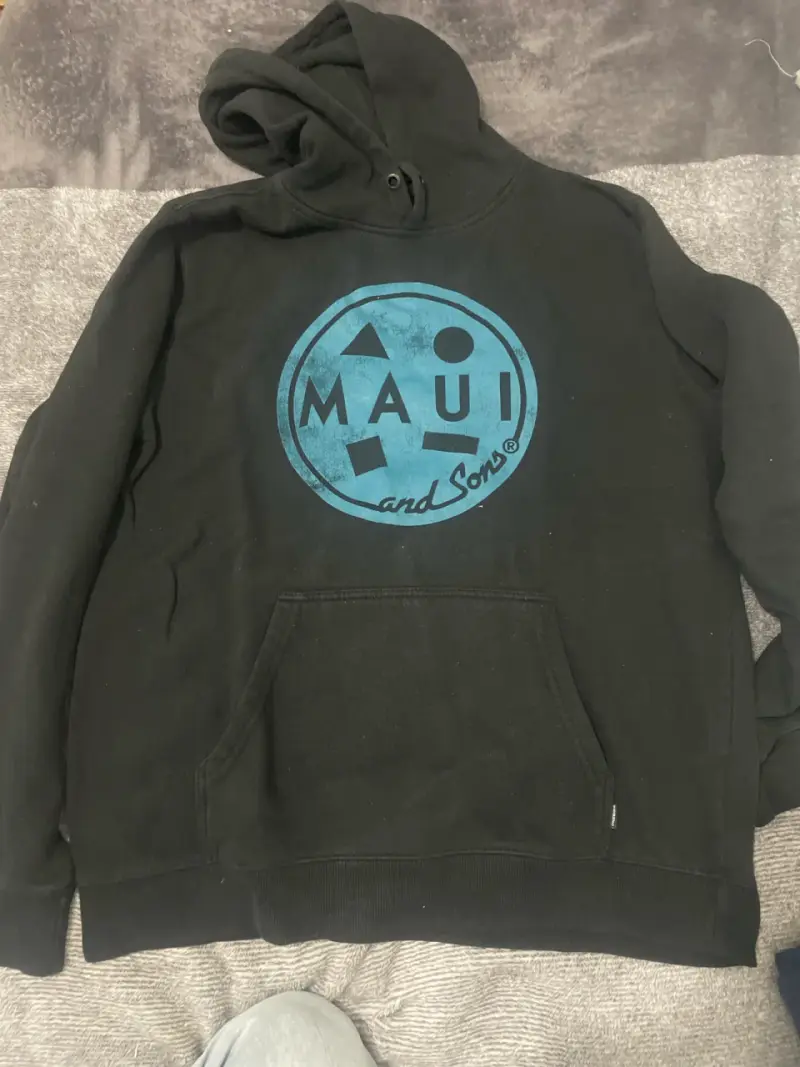 Polerón negro Maui and Sons talla M - 2