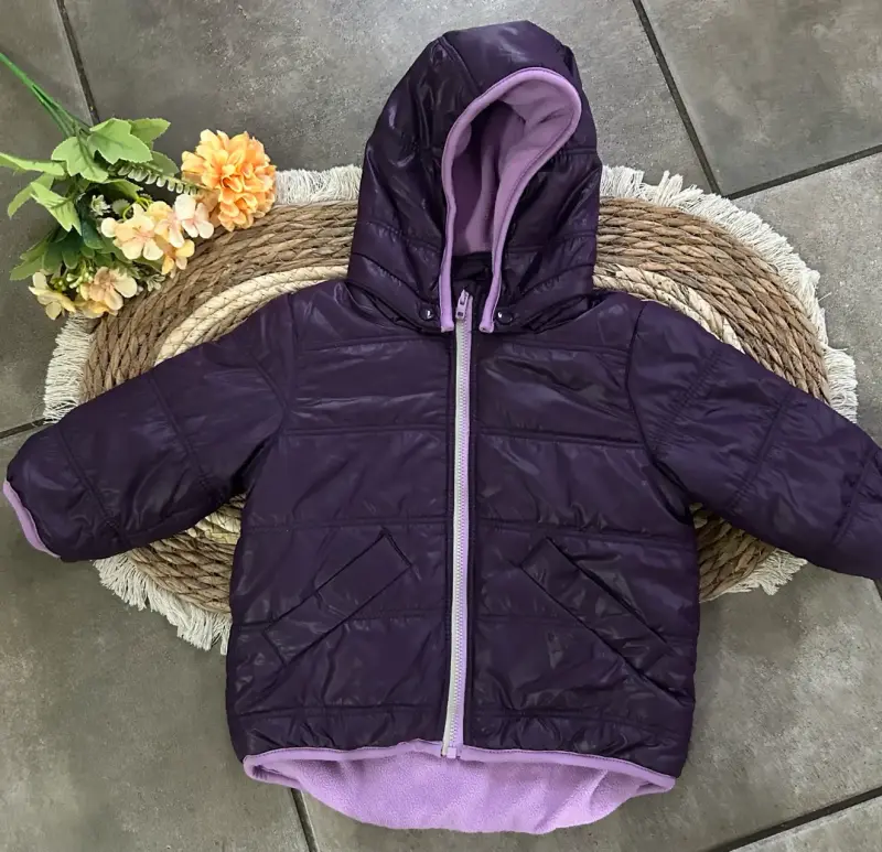 Chaqueta morada para bebé - 2