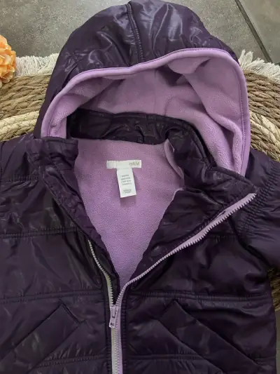 Chaqueta morada para bebé - miniatura 3