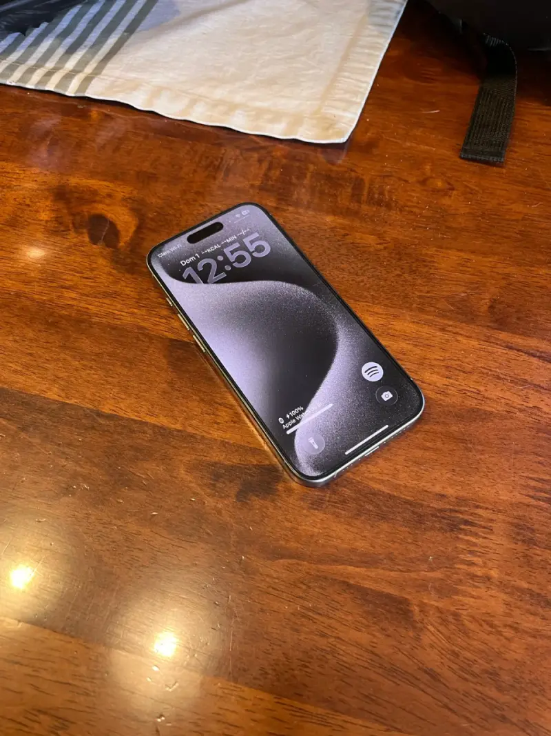 iPhone 15 pro - 2
