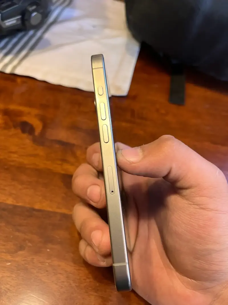 iPhone 15 pro - 4
