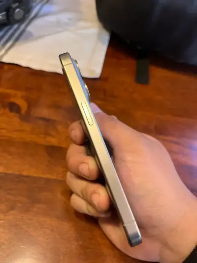 iPhone 15 pro - miniatura 5