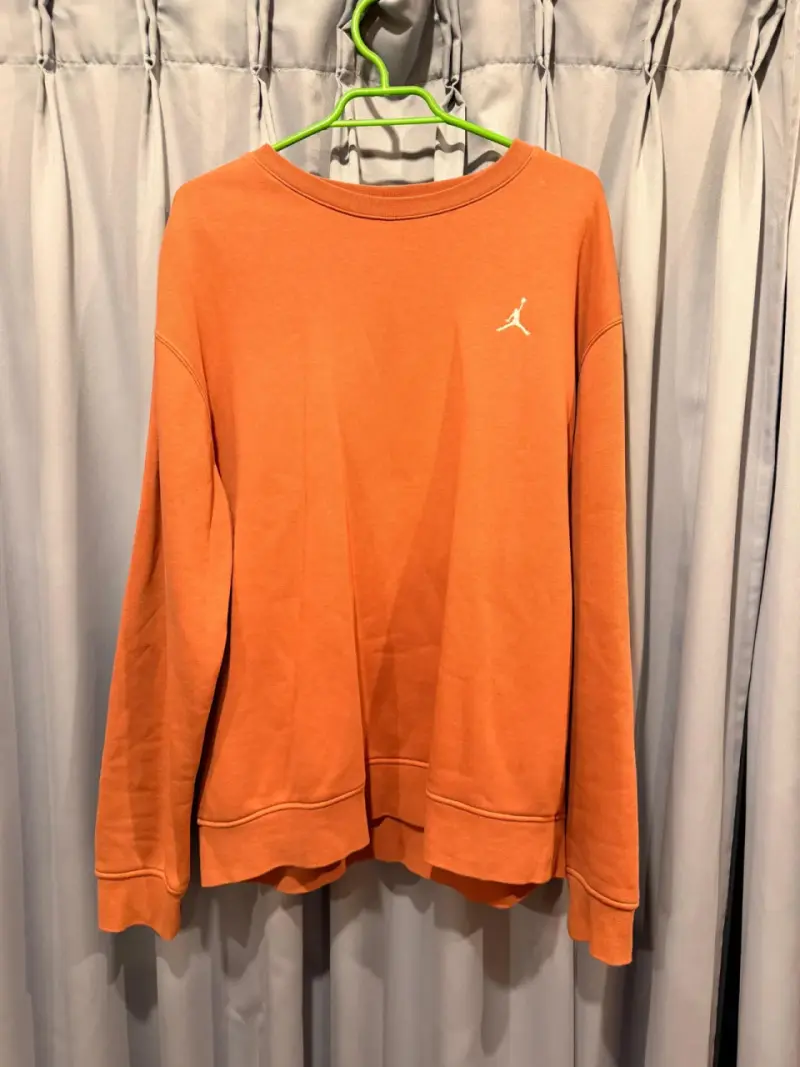 Polerón naranja jordan - 1