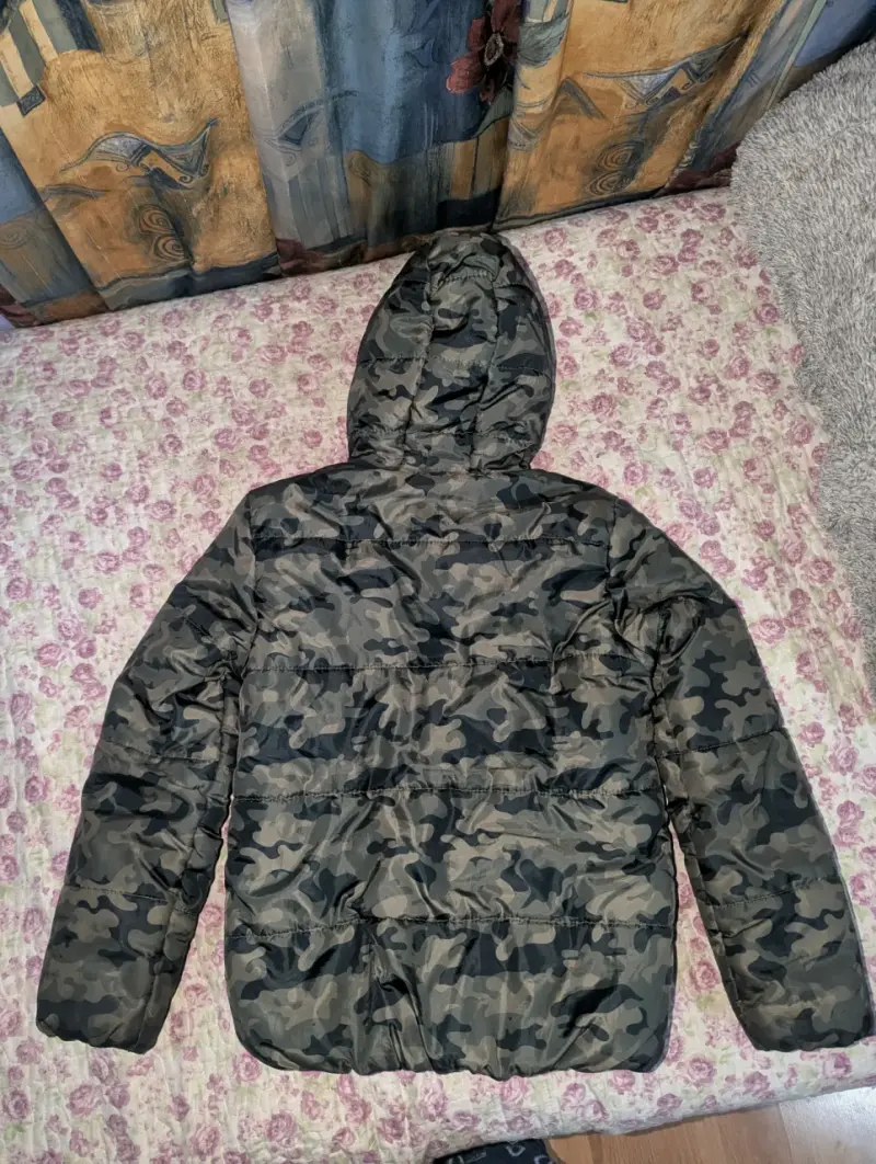 Chaqueta camuflaje con capucha - 2