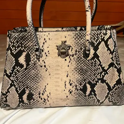 Cartera estampado serpiente - miniatura 1