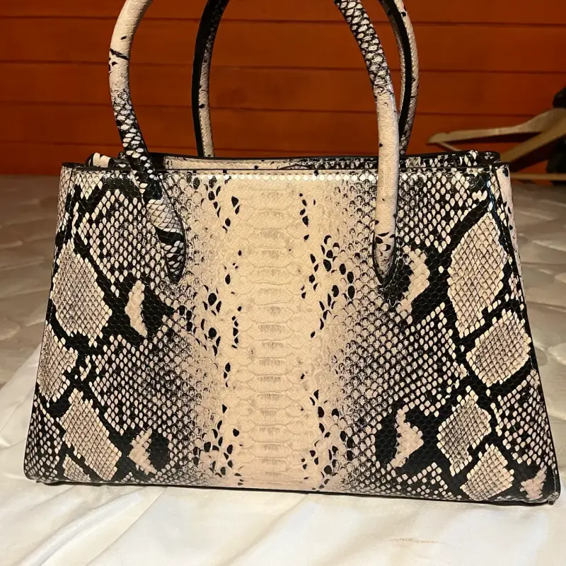 Cartera estampado serpiente - 2