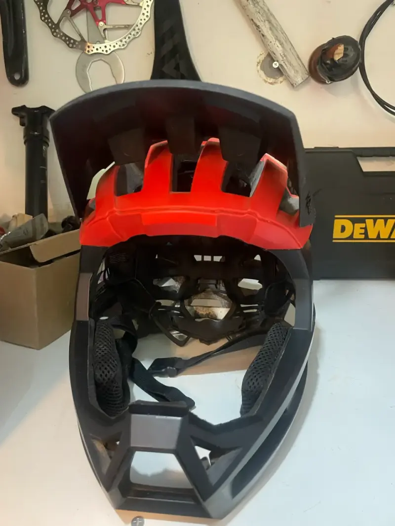 Casco Integral de Enduro - Rojo/Negro - 3