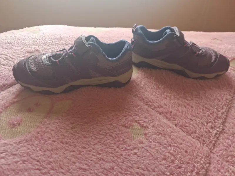 Zapatillas deportivas infantiles - 1