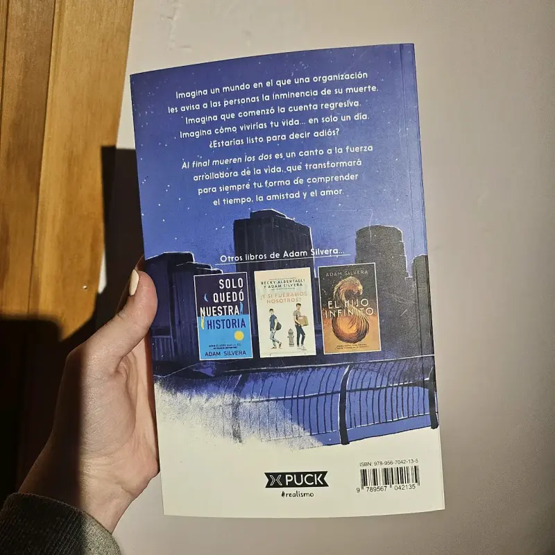 Libro 'Al final mueren los dos' (Excelente estado) - 2