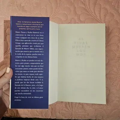 Libro 'Al final mueren los dos' (Excelente estado) - miniatura 3