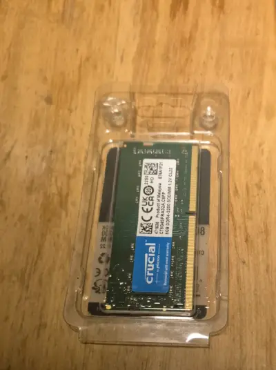 Memoria RAM Crucial DDR4 8GB - miniatura 2
