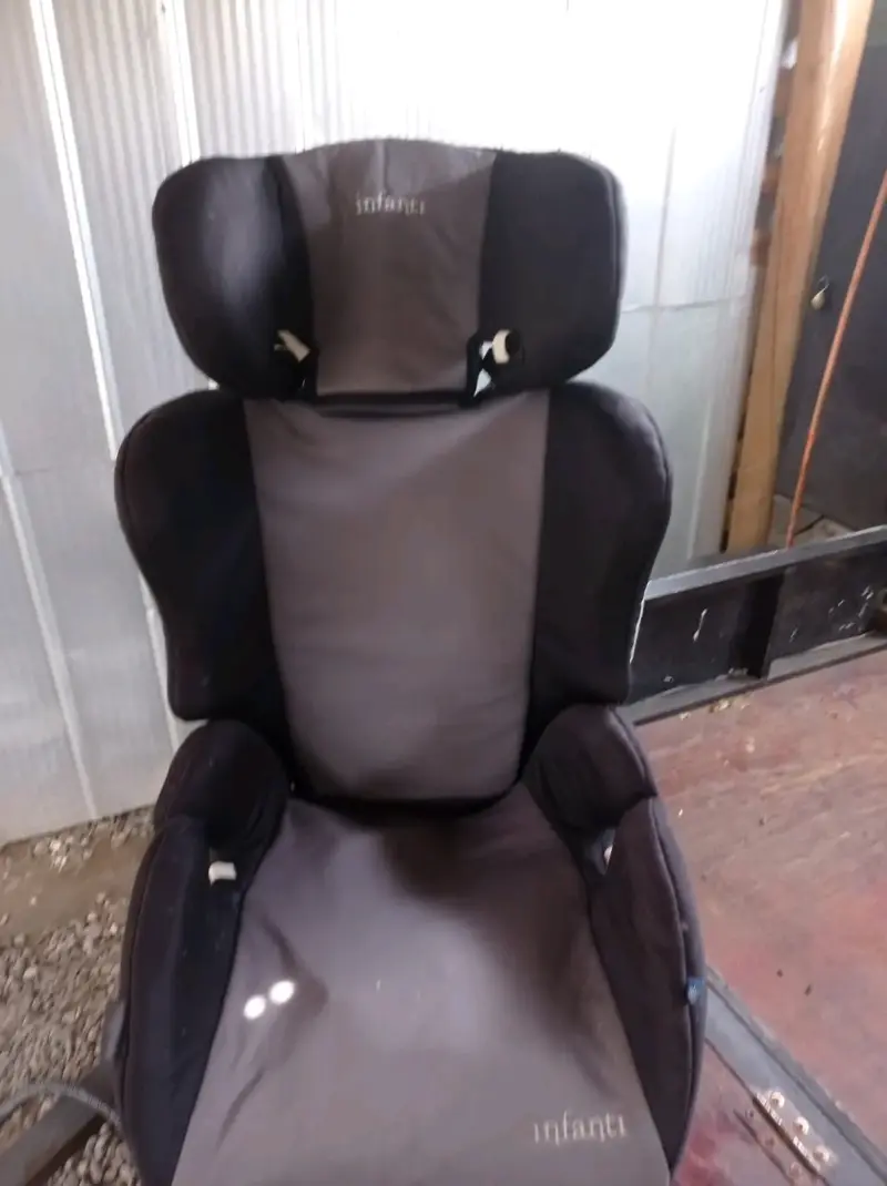 Silla de auto Infanti negra - 1