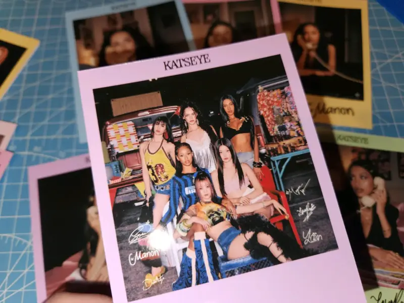 Set de 8 fotos estilo Polaroid KATSEYE (fanmade) - 2