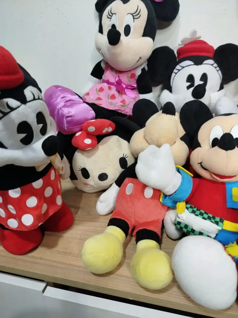 Peluches Disney variados Mickey y minie - 3